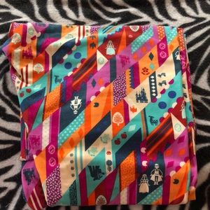 Disney Snow White Lularoe leggings TC